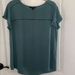 Sz m short sleeve blouse